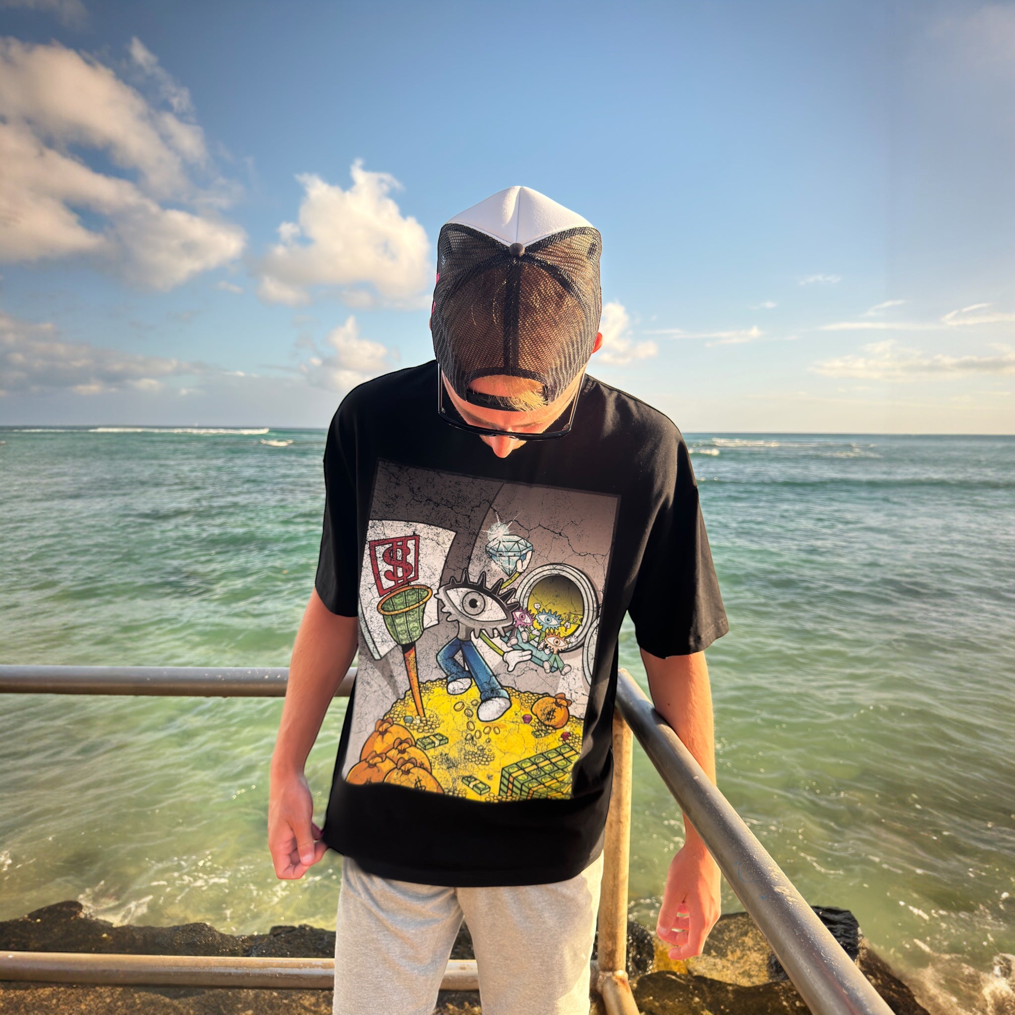 OVERSIZED T-SHIRT WITH DUNKING MASCOT PRINT